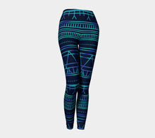 Load image into Gallery viewer, Northern lights Tunniit leggings Style 1
